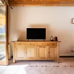 Apartment View Private Covered Parking And Terrace Carate Urio