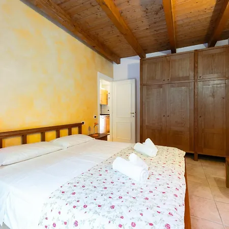 Apartment View Private Covered Parking And Terrace *