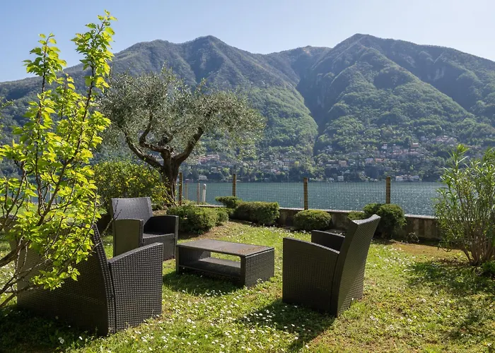 View Private Covered Parking And Terrace Appartement Carate Urio