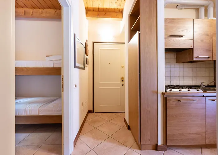 View Private Covered Parking And Terrace * Carate Urio